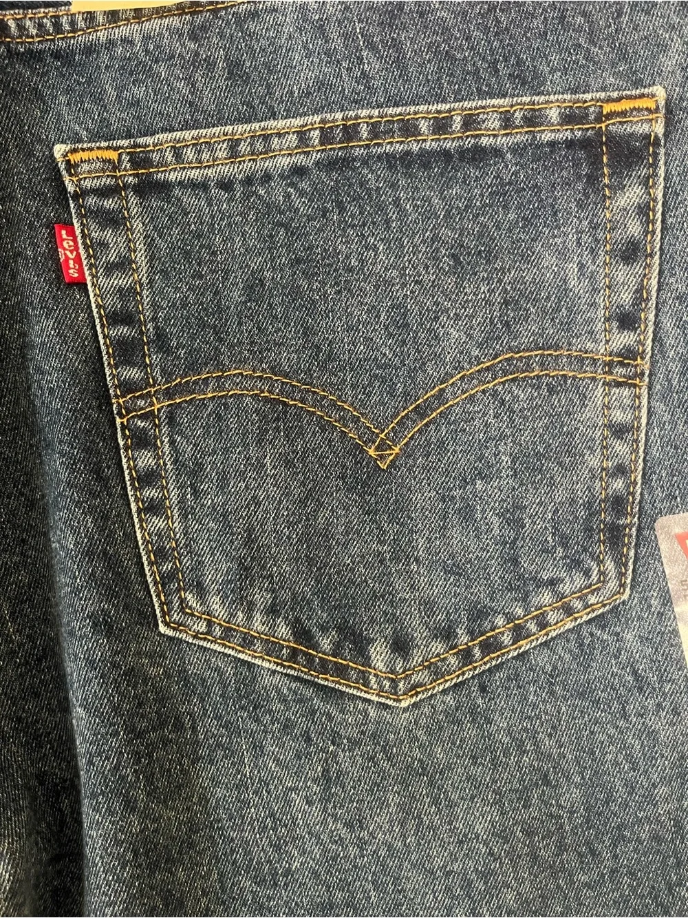 Levi’s 505 Regular Men’s Jeans 38x30 Straight Leg Medium Wash NWT